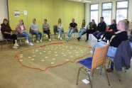 Studierende beim sogenannten Nummernspiel